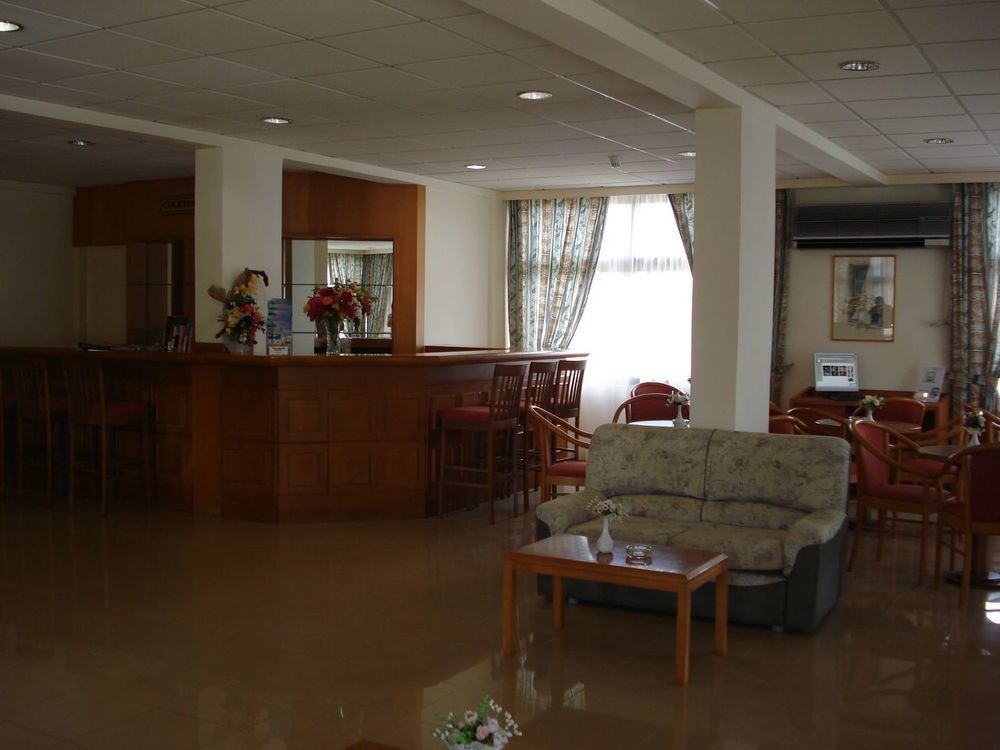 Harry'S Hotel Протарас Экстерьер фото